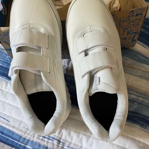 Brooks Addiction Walker 9.5 White